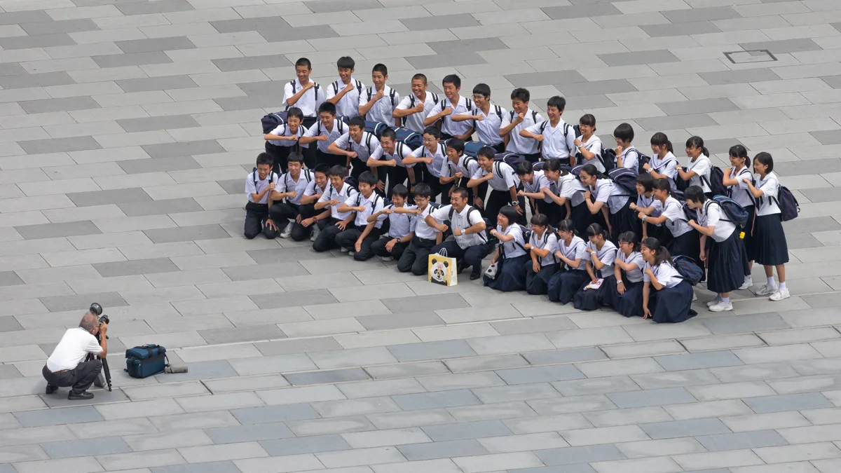 what does senpai mean in japanese high school student groups in tokyo